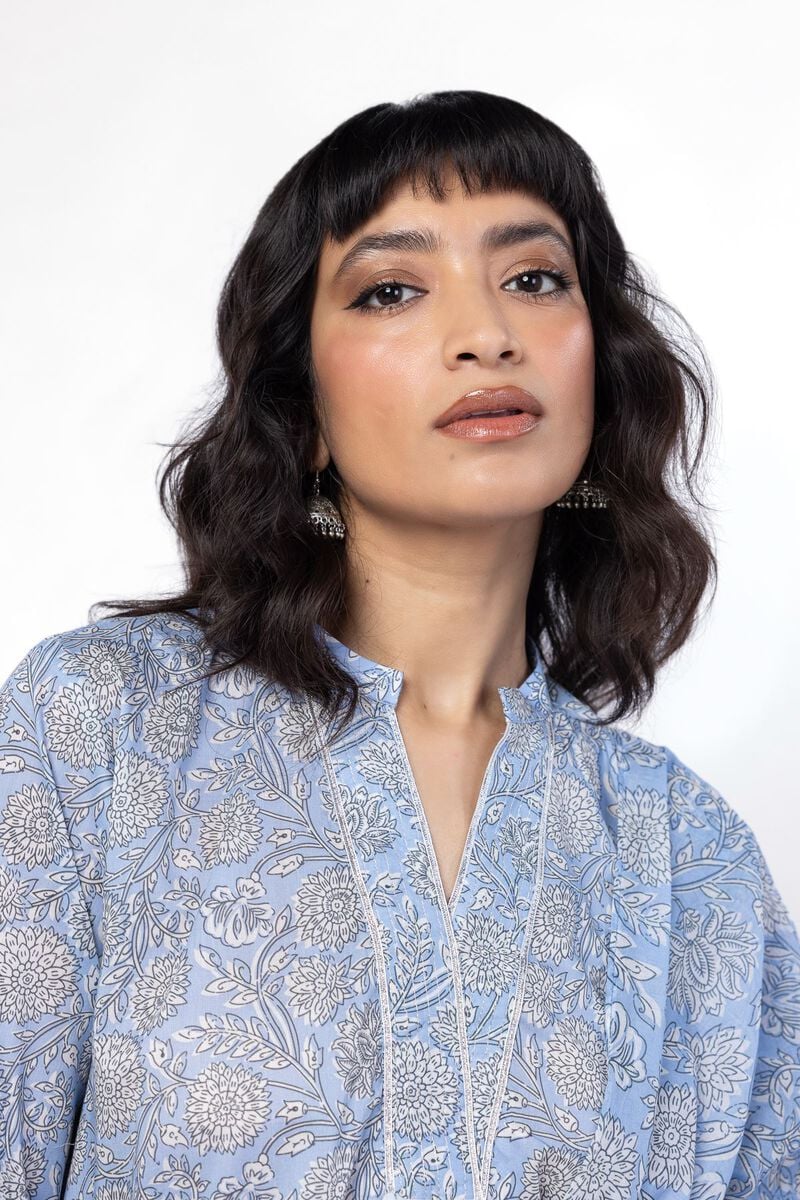 Soft Blue Floral 3-Piece Unstitched Suit